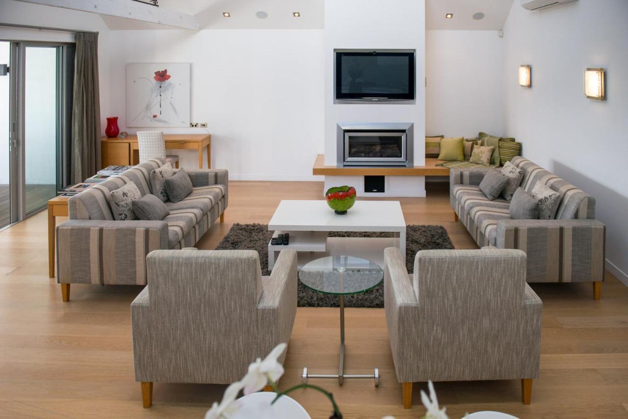 Luxurious Loft Apartments In The Heart Of Ahuriri Napier Esterno foto